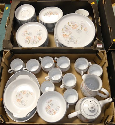 Lot 618 - A Denby floral stoneware tea & dinner service