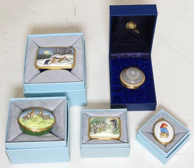 Lot 511 - A Halcyon Days enamel patch box, of oval shape,...