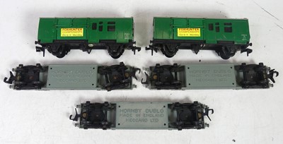 Lot 594 - Two Hornby Dublo 00 gauge coaches, together...