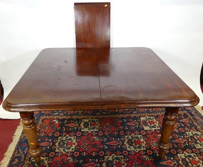 Lot 1299 - A Victorian mahogany  round cornered extending...