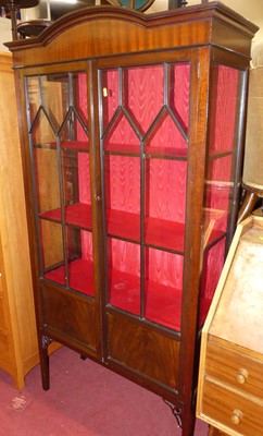 Lot 1407 - An Edwardian mahogany double door glazed china...