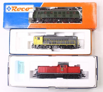 Lot 777 - Three Roco HO gauge locos, including a DB...