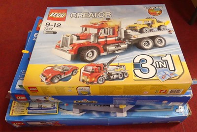 Lot 1542 - A Lego group of 3 boxed sets to include No....