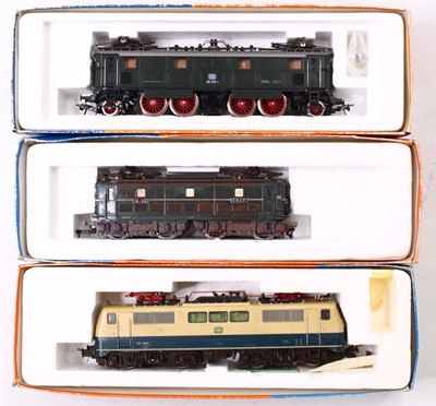 Lot 783 - Three HO gauge Roco locos, including a BR 116...