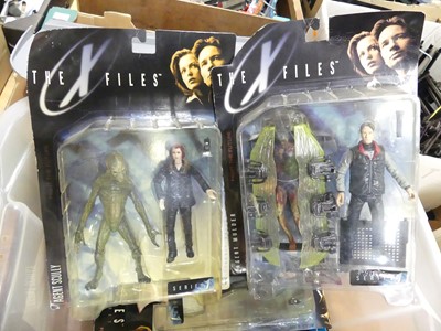 Lot 1560 - One box of the X files action figures,...