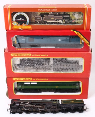 Lot 701 - Five 00 gauge Triang locos, to include a class...