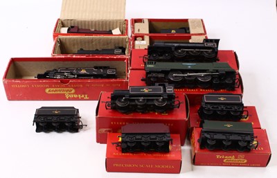 Lot 695 - Eight Triang 00 gauge locos, including a 2-6-2...