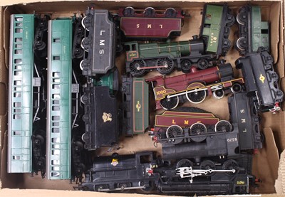 Lot 676 - Nine 00 gauge locos, including a Triang...