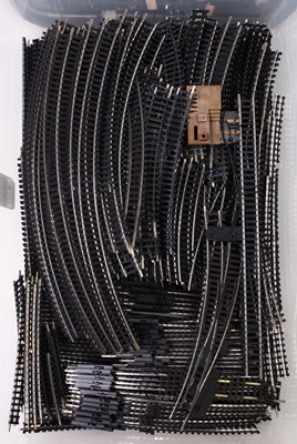 Lot 442 - One large box of 00 gauge set track, including...