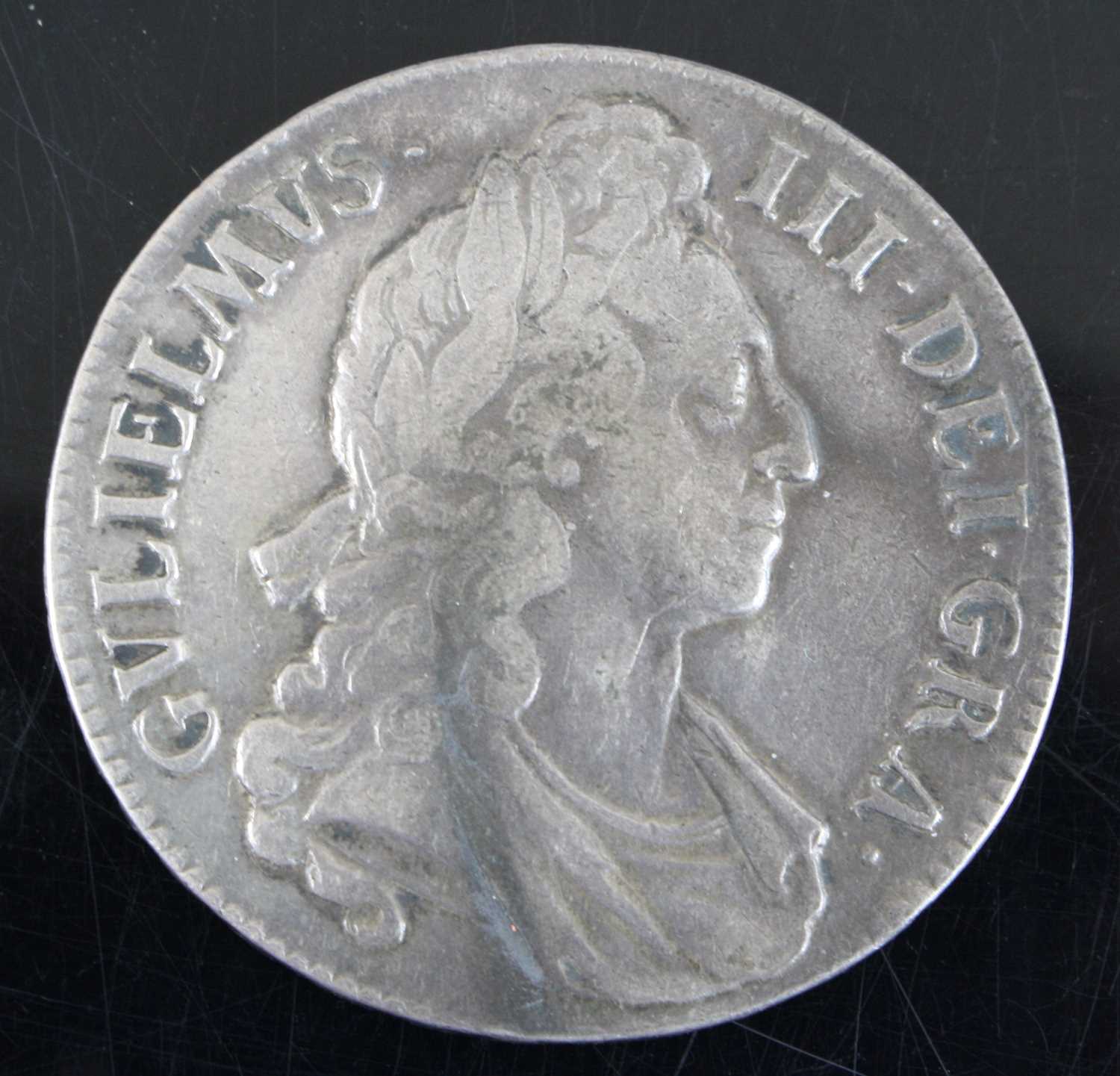 Lot 2001 - England, 1695 crown, William III first...