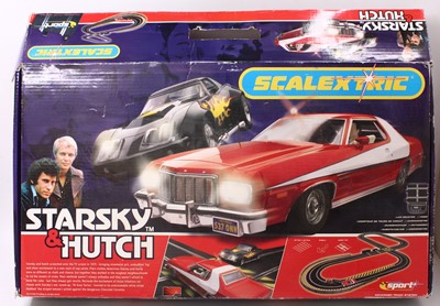 Lot 2010 - Scalextric slot car Set No.C1137 Starsky and...