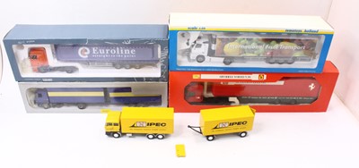 Lot 907 - Five 1/50 and 1/43 scale modern issue diecast...