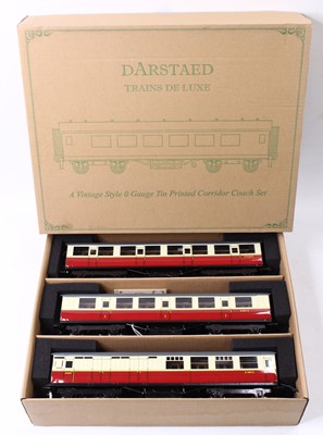 Lot 258 - Darstead BR Gresley 3-coaches Set A, maroon &...