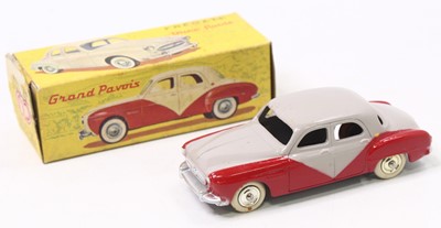 Lot 1603 - CIJ of France No. 3/52 Renault Fregate saloon...