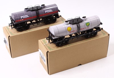 Lot 229 - Two Darstaed bogie tanks: 'Pool' grey &...