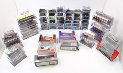 Lot 887 - One tray and one box of modern issue diecast 1:...