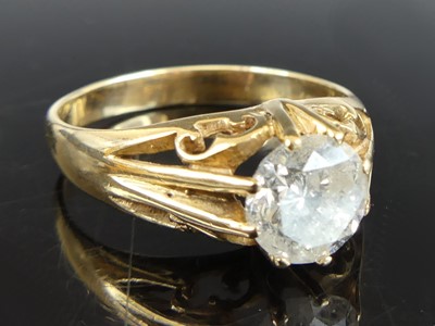 Lot A 9ct yellow gold gent's diamond solitaire...