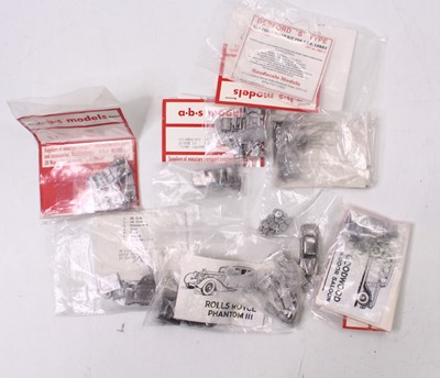 Lot 1776 - Nine unmade kits for 1:76 scale white metal...