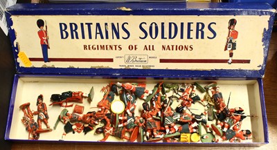 Lot 1512 - A small quantity of plastic/lead and hollow...