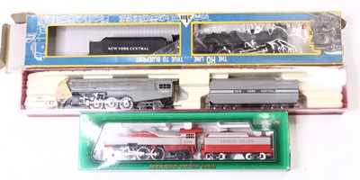 Lot 821 - Three HO gauge locos to include a Mechano...