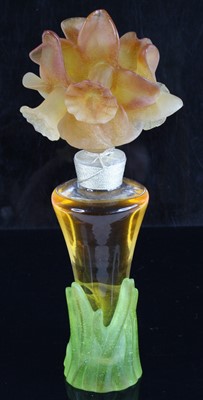 Lot 2182 - A Daum pate-de-verre jonquille scent bottle,...