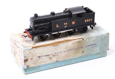 Lot 569 - Hornby Dublo Prewar clockwork DL7 0-6-2 loco,...