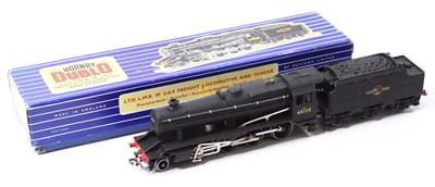 Lot 589 - Hornby Dublo 3-rail LT25 8F 2-8-0 loco, BR...