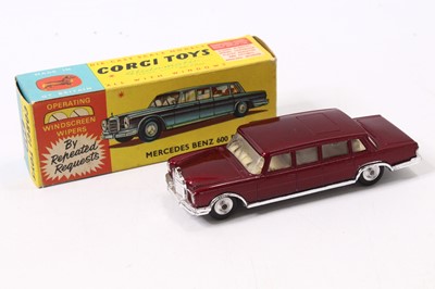 Lot 1457 - Corgi Toys No. 247 Mercedes Benz 600 Pullman...