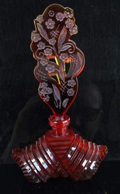 Lot 2172 - An Art Deco style Czechoslovakian red glass...