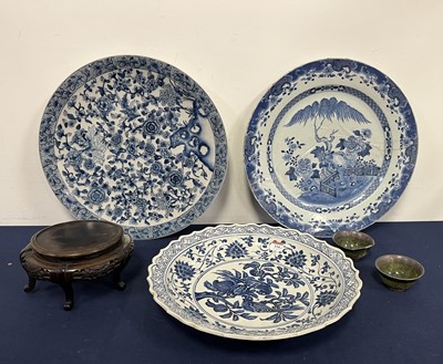 Lot 114 - A collection of Oriental items to include 18th...