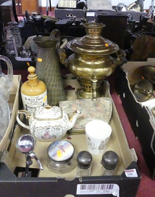 Lot 160 - A collection of items to include Art Deco...