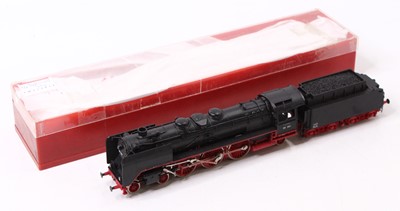 Lot 823 - A Rivarossi class O1 4-6-2 no.O1 141 HO gauge...