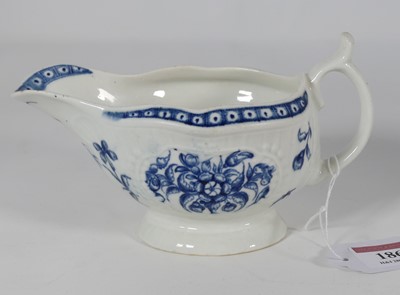 Lot 186 - An 18th century Worcester porcelain sauce boat...