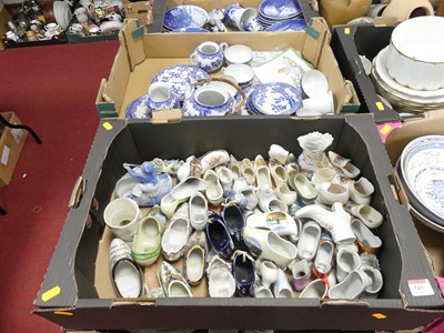 Lot 543 - A large collection of ceramics, to include a...