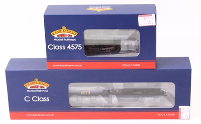 Lot 338 - Two Bachmann 00 gauge locos to include a GWR...