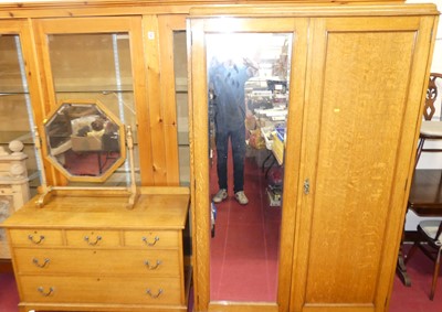 Lot 1191 - A 1920s blond oak bedroom suite, comprising; a...