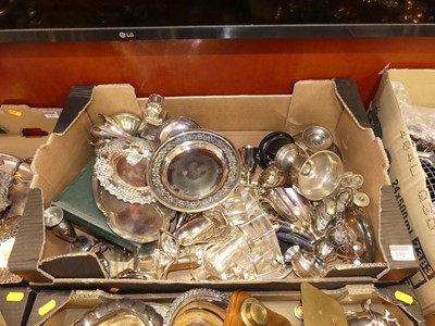 Lot 232 - A collection of silver plated ware to include...