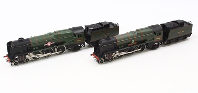 Lot 561 - Two unboxed Wrenn locos, to include a Merchant...