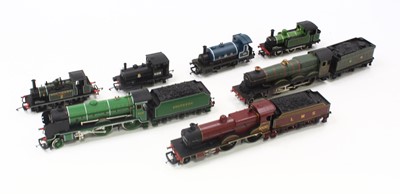 Lot 380 - Seven unboxed Hornby and Mainline locomotives,...