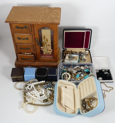 Lot 348 - A collection of costume jewellery to include...