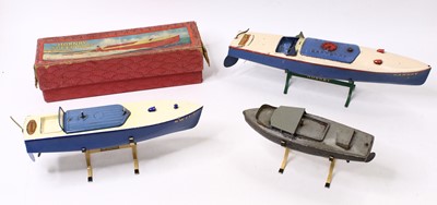 Lot 1986 - Hornby Boat group of 1 boxed and 2 loose...