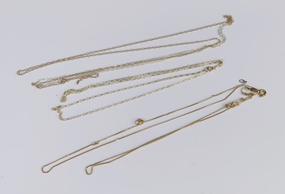 Lot 286 - Assorted gold finelink necklaces, some damaged,...