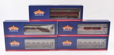 Lot 401 - Five Bachmann 00 gauge BR Mk 1 coaches in BR...