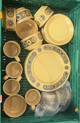 Lot 520 - A collection of Kilncraft Bacchus pattern...