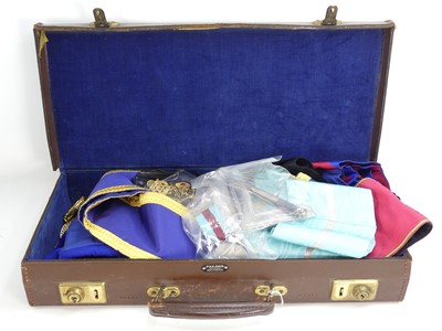 Lot 433 - A collection of Masonic regalia