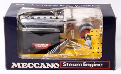 Lot 11 - Meccano late period horizontal steam engine,...