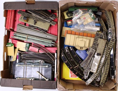 Lot 614 - Two large trays of Hornby Dublo accessories, 2...