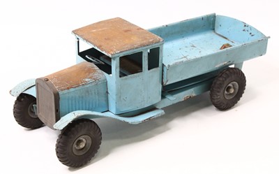 Lot 1955 - Triang Tipper Truck in blue body with heavy...