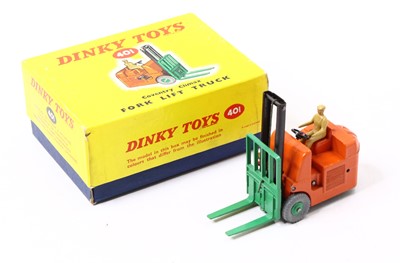 Lot 1205 - Dinky Toys No.401 Coventry Climax forklift...