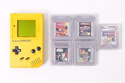 Lot 1900 - A Nintendo Gameboy Portable Entertainment...